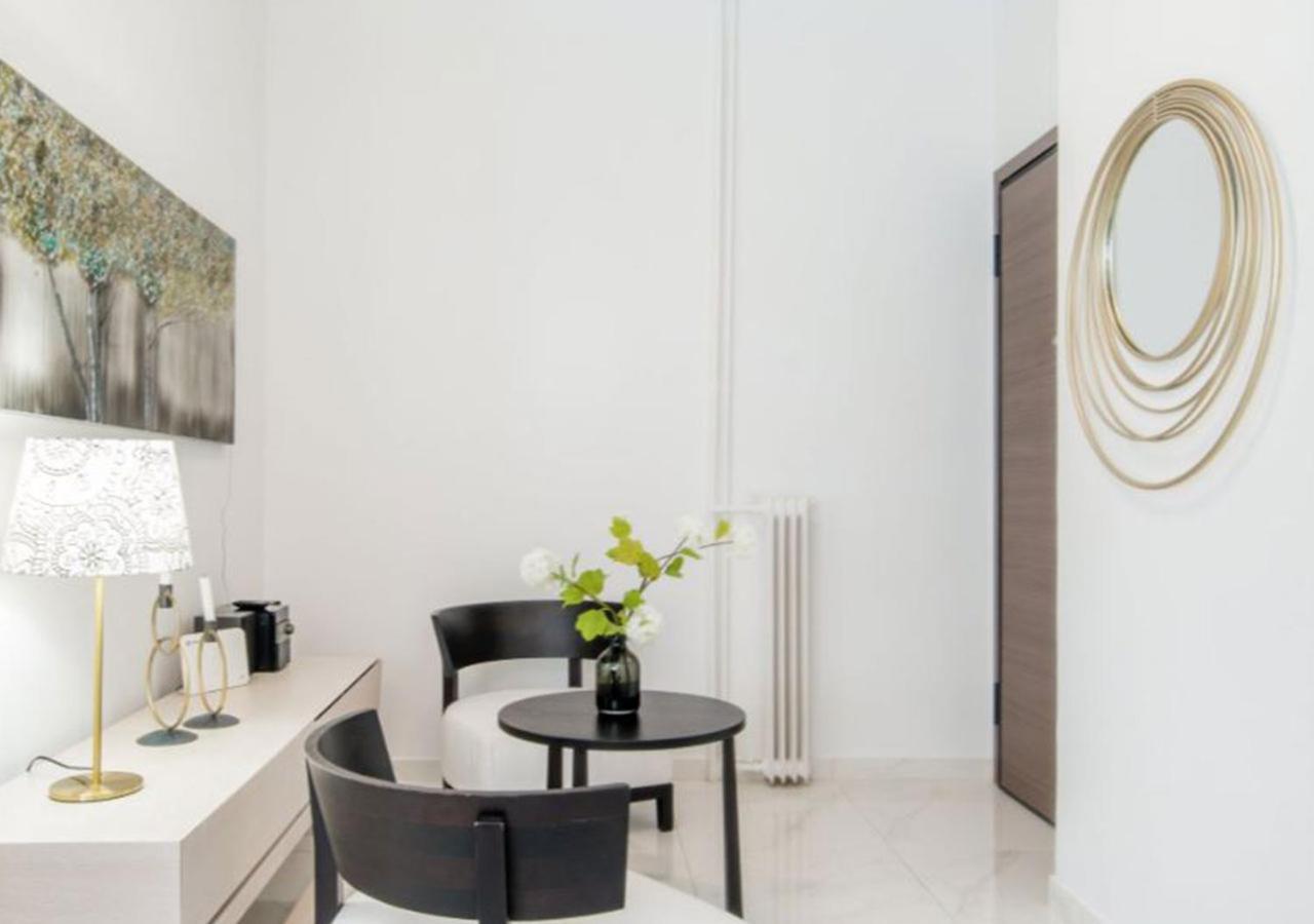 Socrates By Heloni Apartments เอเธนส์ ภายนอก รูปภาพ